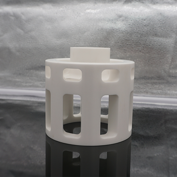 氧化锆陶瓷产品发黑是什么原因造成的？